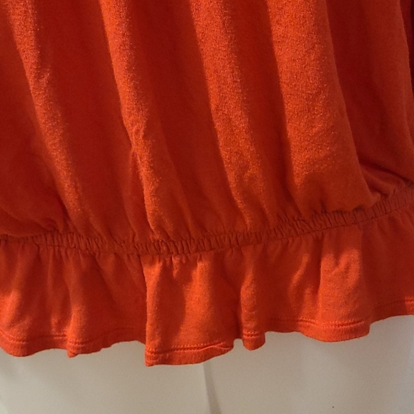 Cute top - Picture 3 of 6